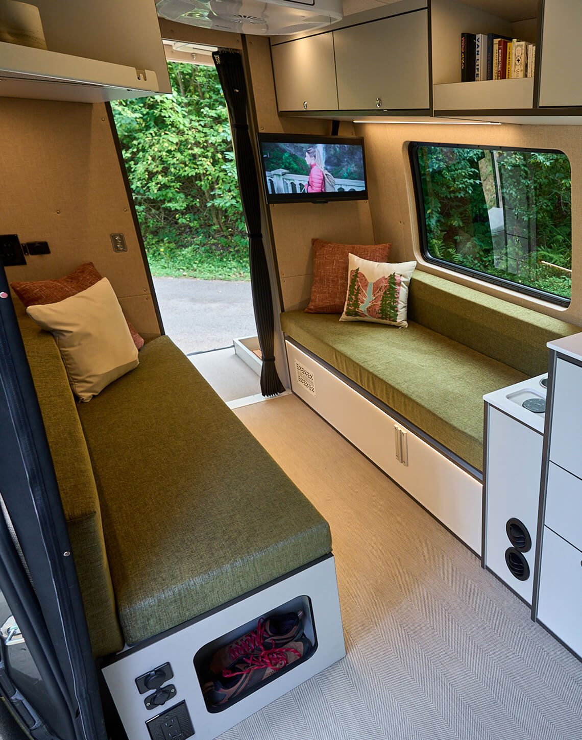 Outside Van Parks Dinette