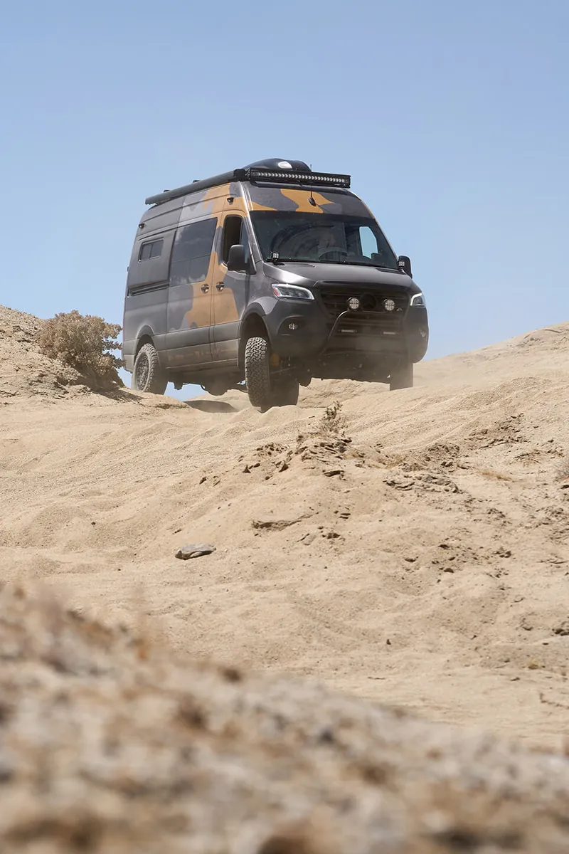 OutsideVan_AgileOffRoad_SlimChance_AllWheelDrive_Image2