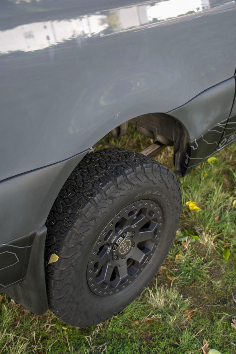 OutsideVan_DSC9789 copy