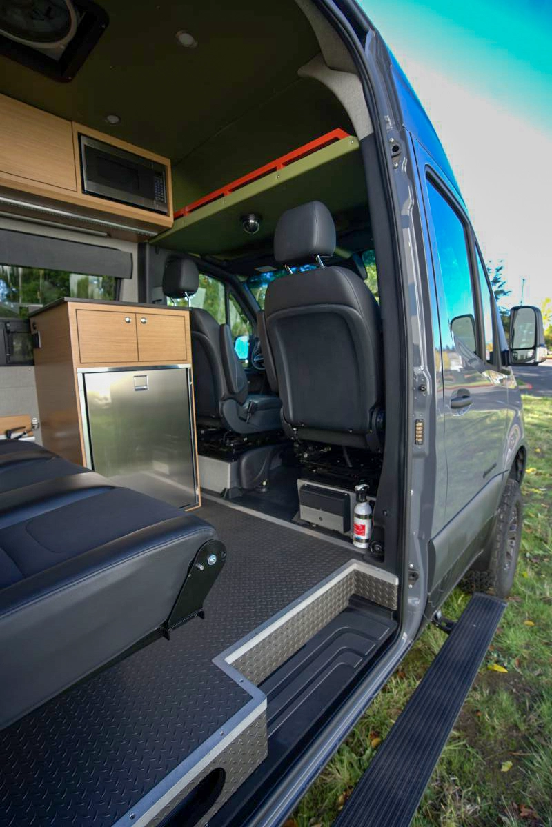 OutsideVan_DSC9864 copy