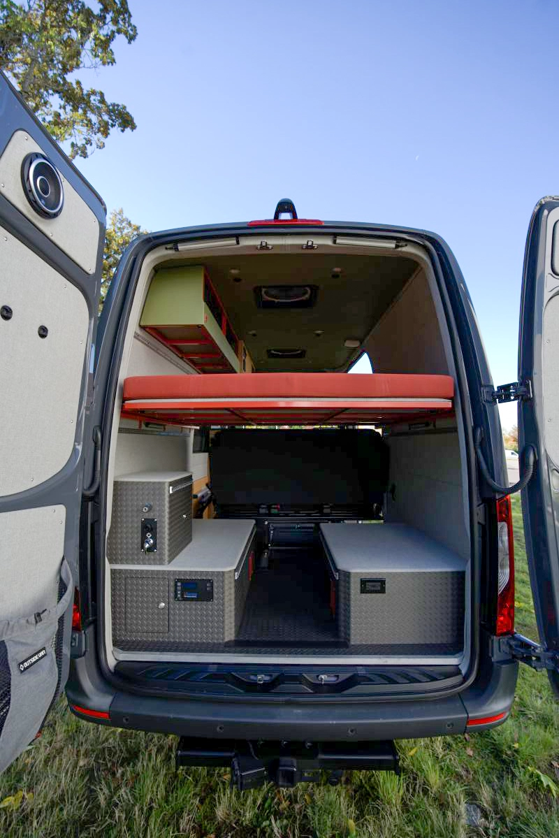 OutsideVan_DSC9884 copy