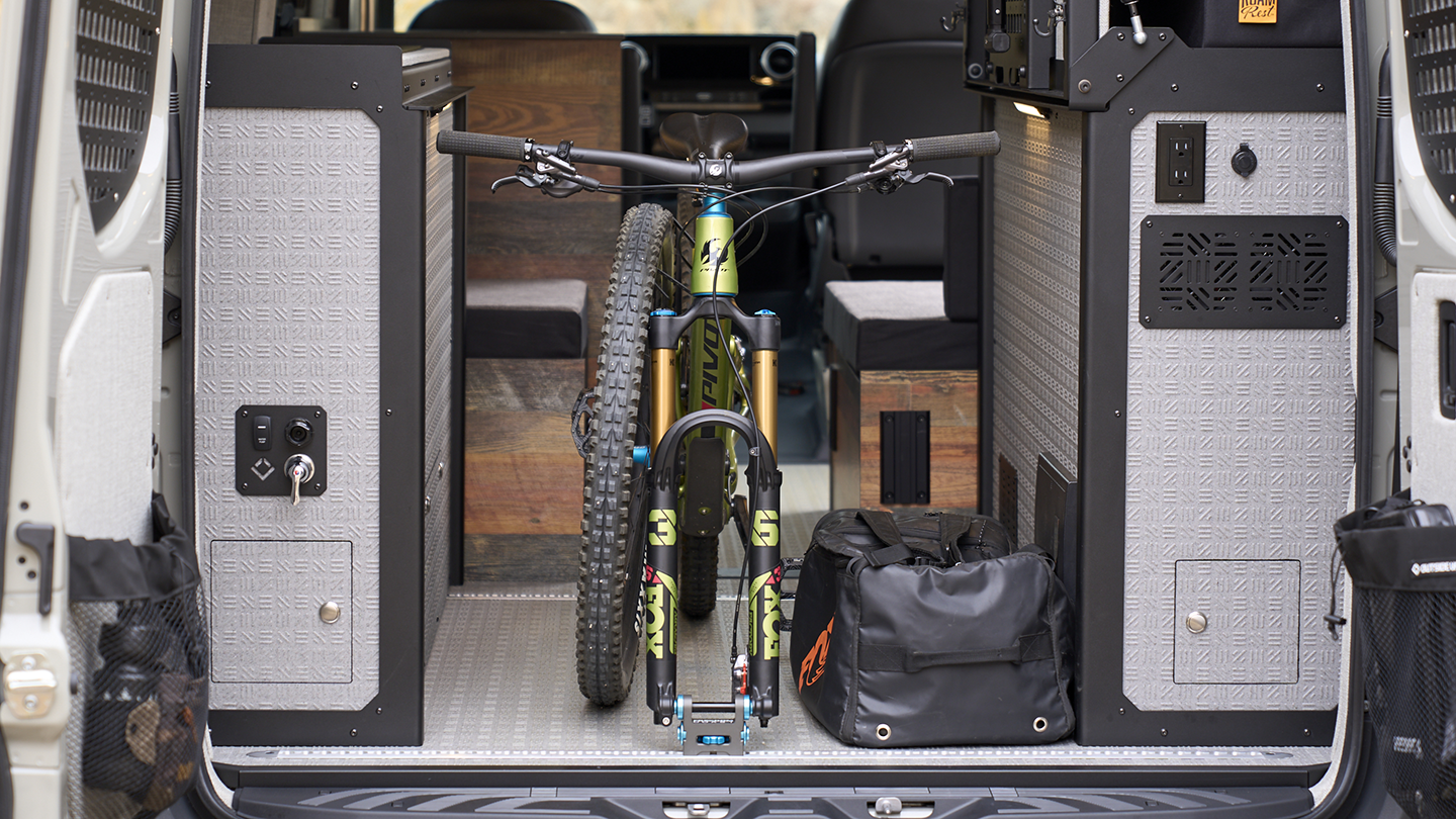 syncline-MTB-outside-van_DSC6544 copy Syncline full mountain bike storage