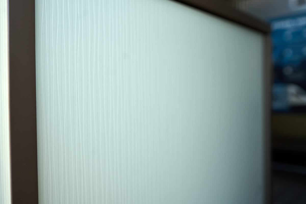 Overnight_2026Updates_OutsideVan__DSC0011 copy 2026 Overnight Stone Grey Light Blue interier