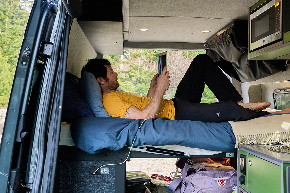 Overnight_Family_OutsideVan__DSC98181 copy Outside Van Overnight for the Digital Nomad