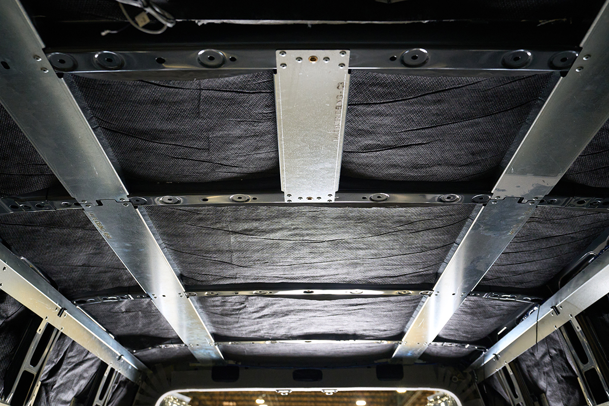OutsidOutside Van Infrastructure CeilingeVan_Infrastructure_Baseline_Overview 6 Outside Van Infrastructure Ceiling